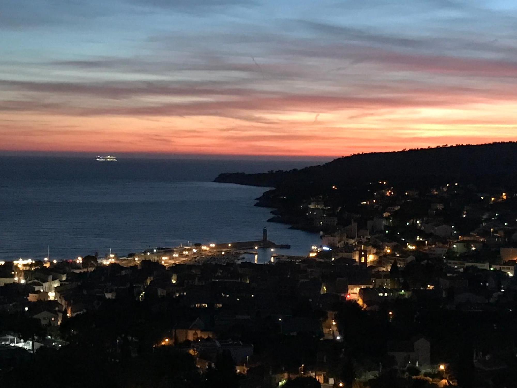 T2 A Cassis Vue Mer De Reve Kültér fotó